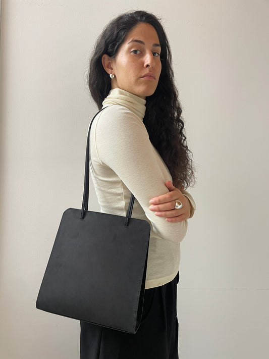 Lisse, Noir Nubuck FANE