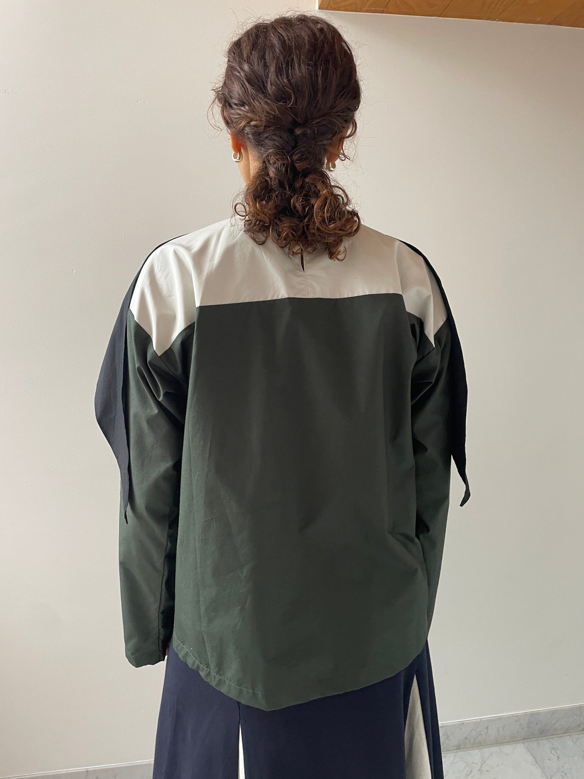 Compass Blouse, Relay SC103