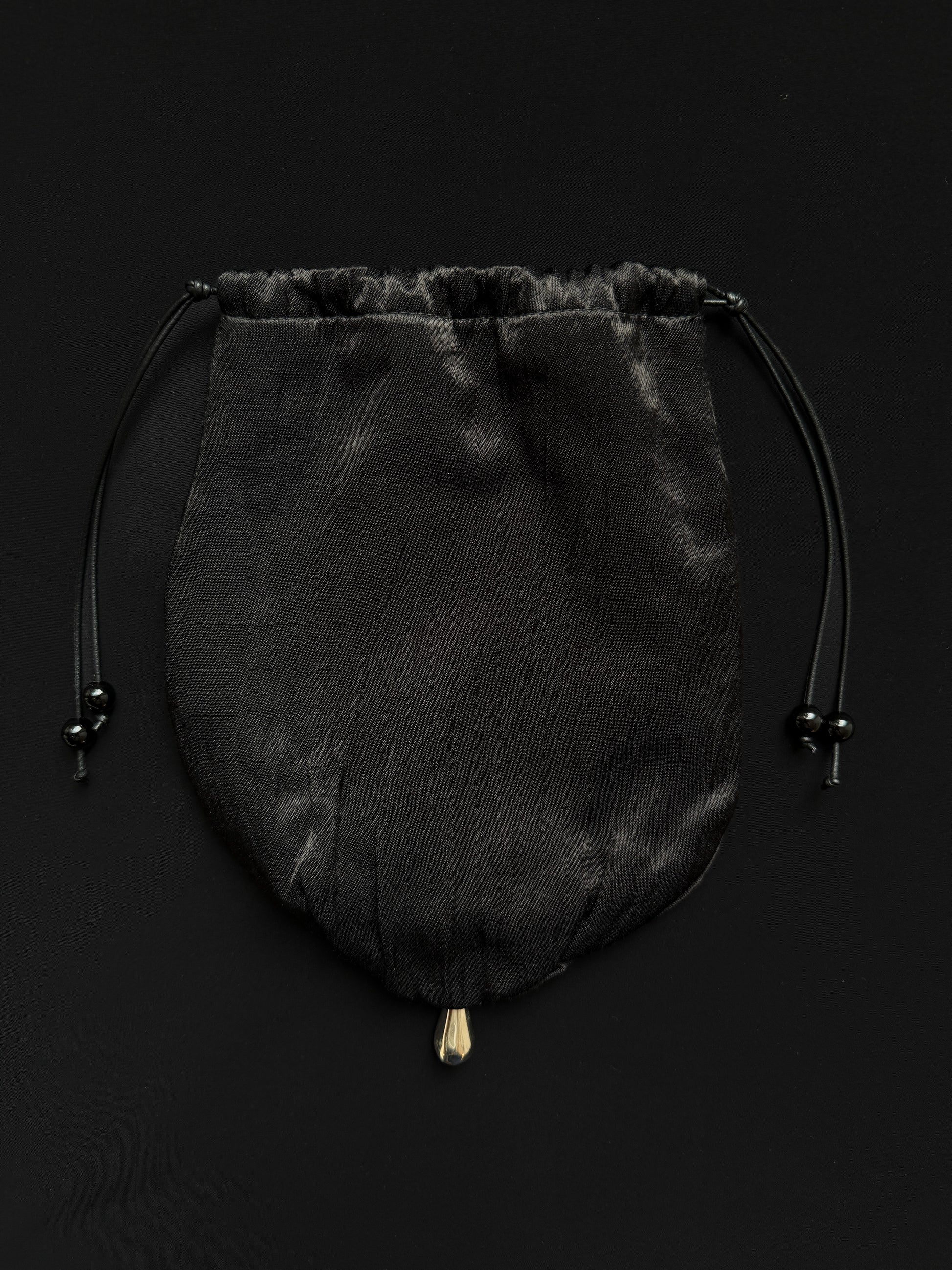 Teardrop Pouch, Noir SOPHIE BUHAI