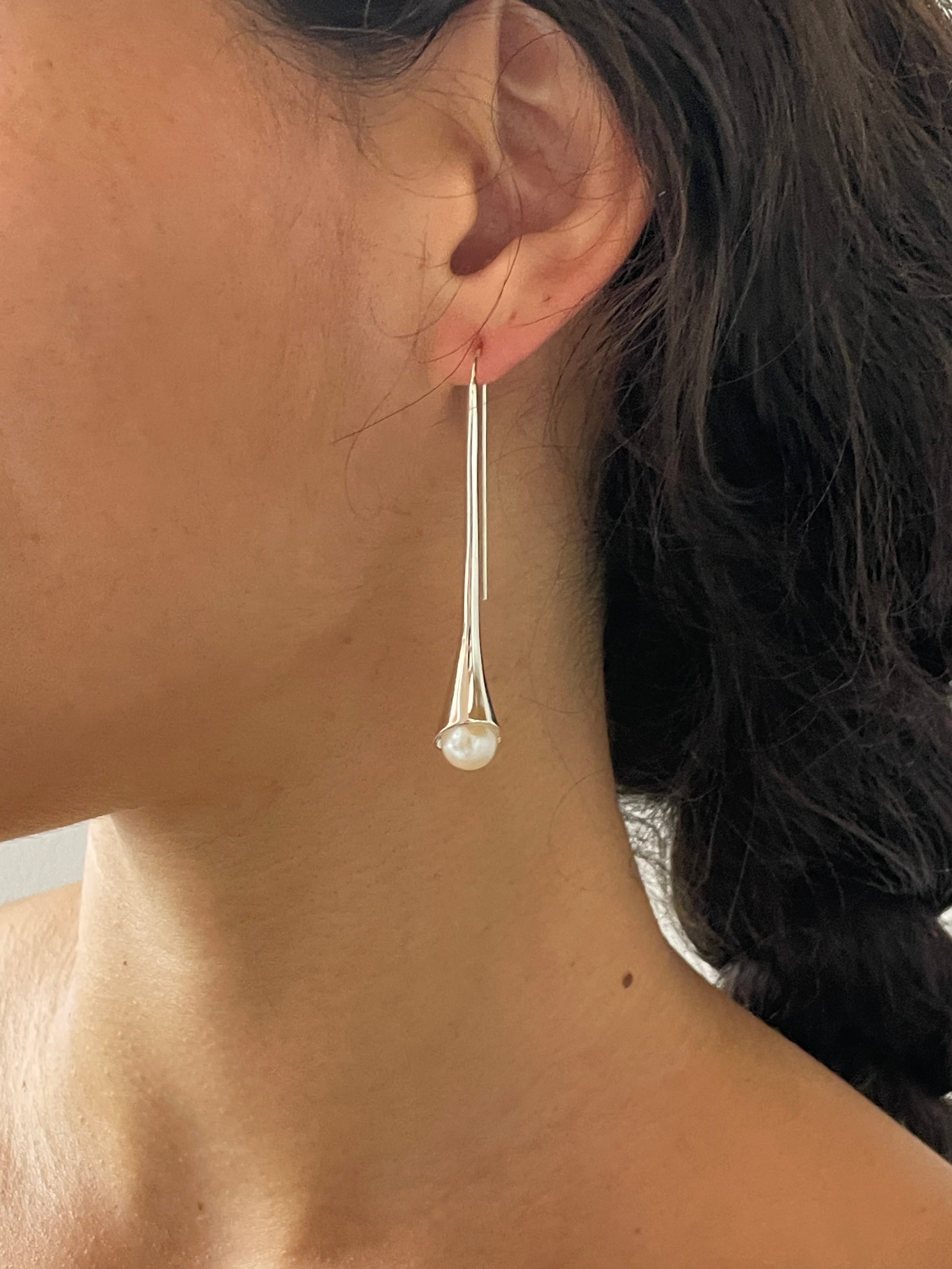 Vienna Earrings, Pearl SOPHIE BUHAI