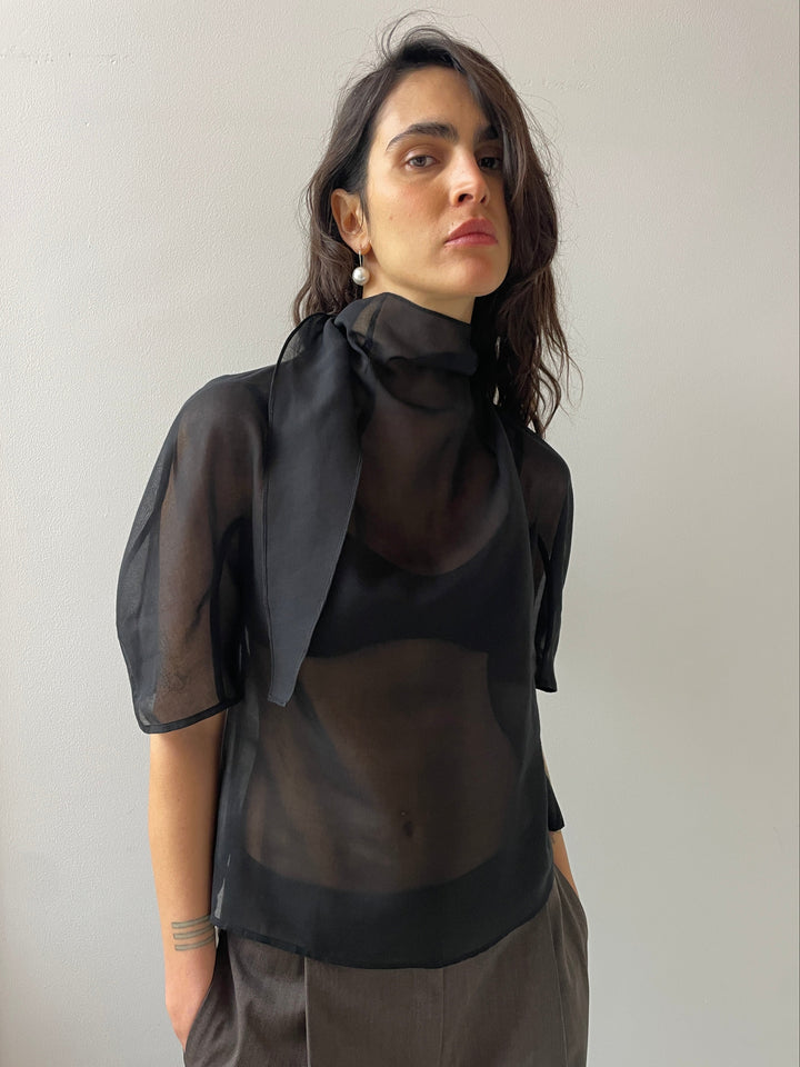 Knotted Collar Top, Black Amomento