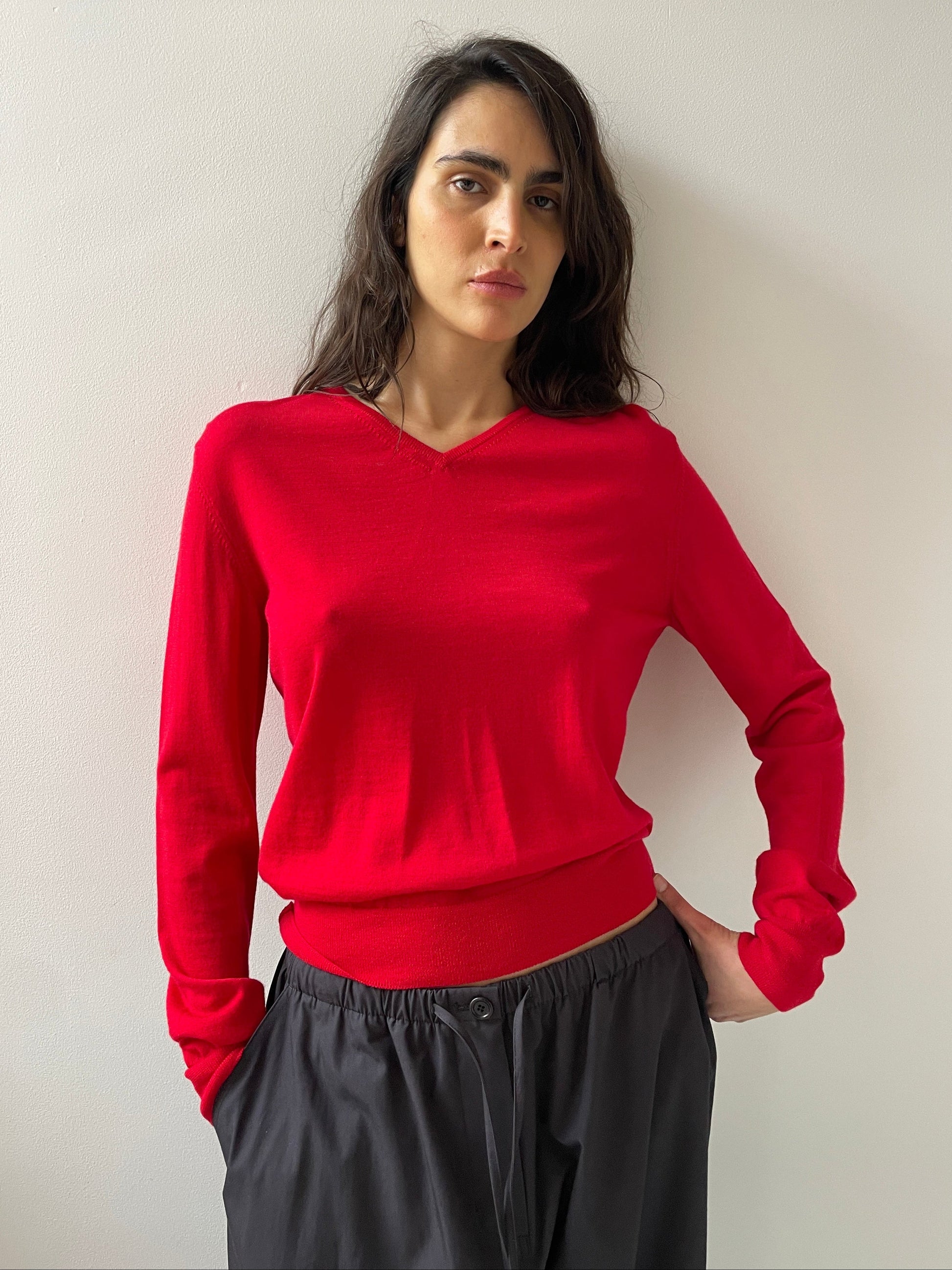 Wool V-Neck Knit, Red Amomento