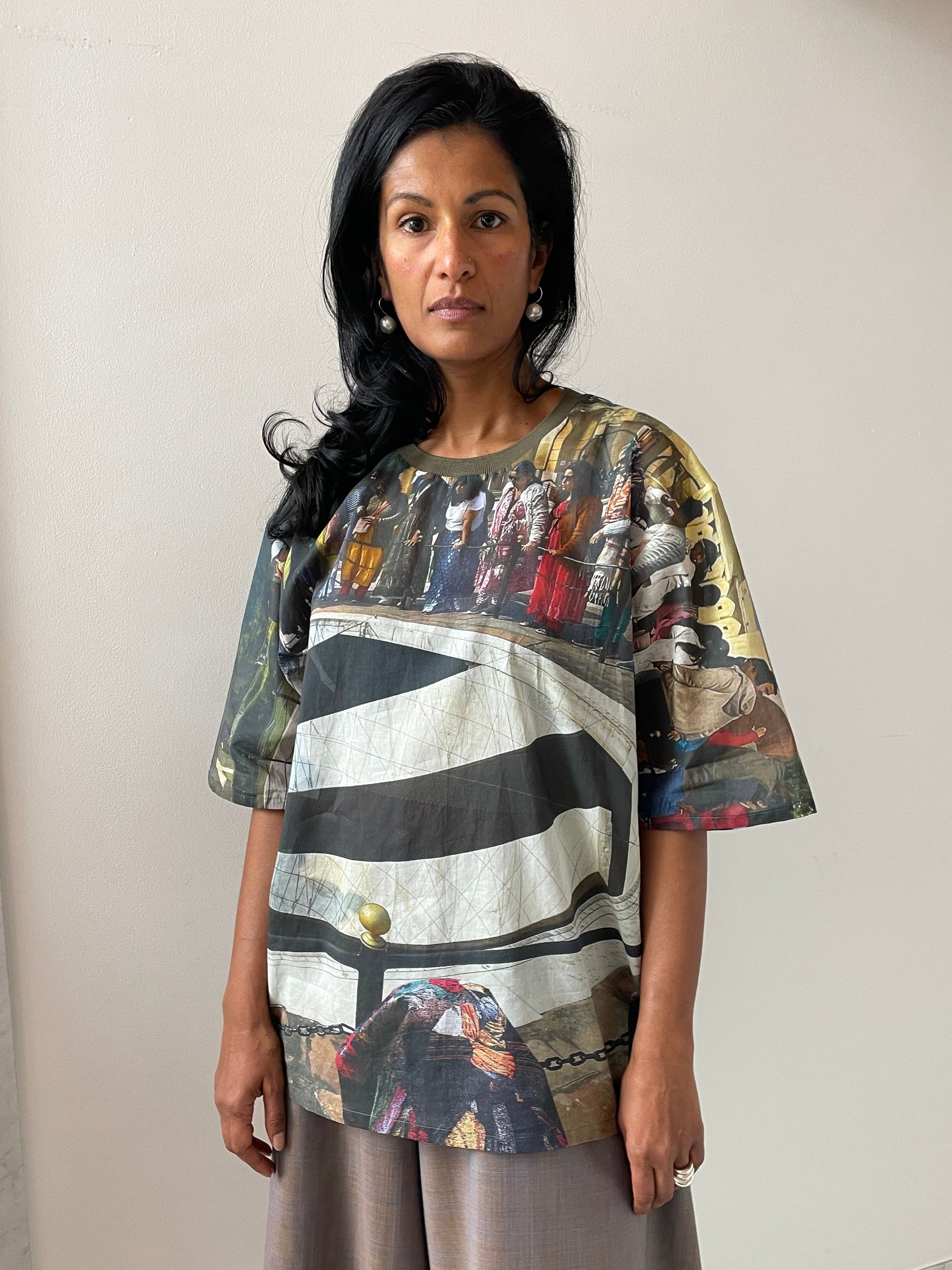 Holiday Jaipur Sundial Shirt, Print BLESS