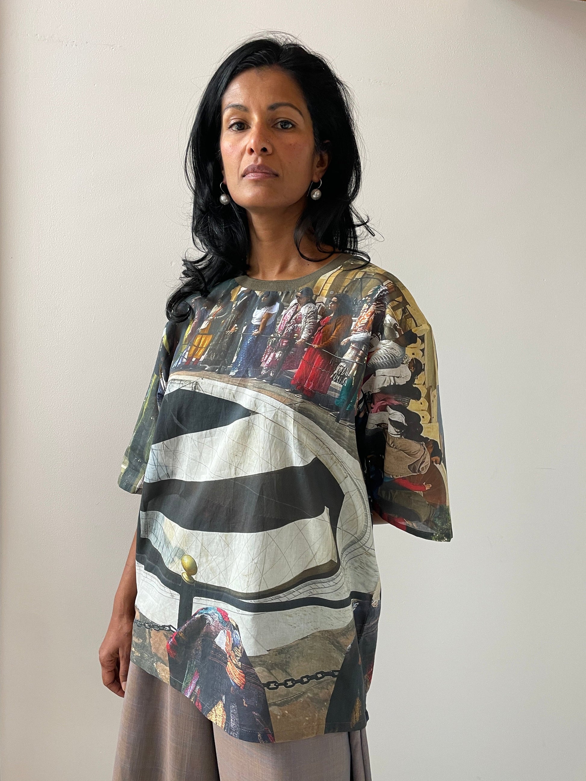 Holiday Jaipur Sundial Shirt, Print BLESS