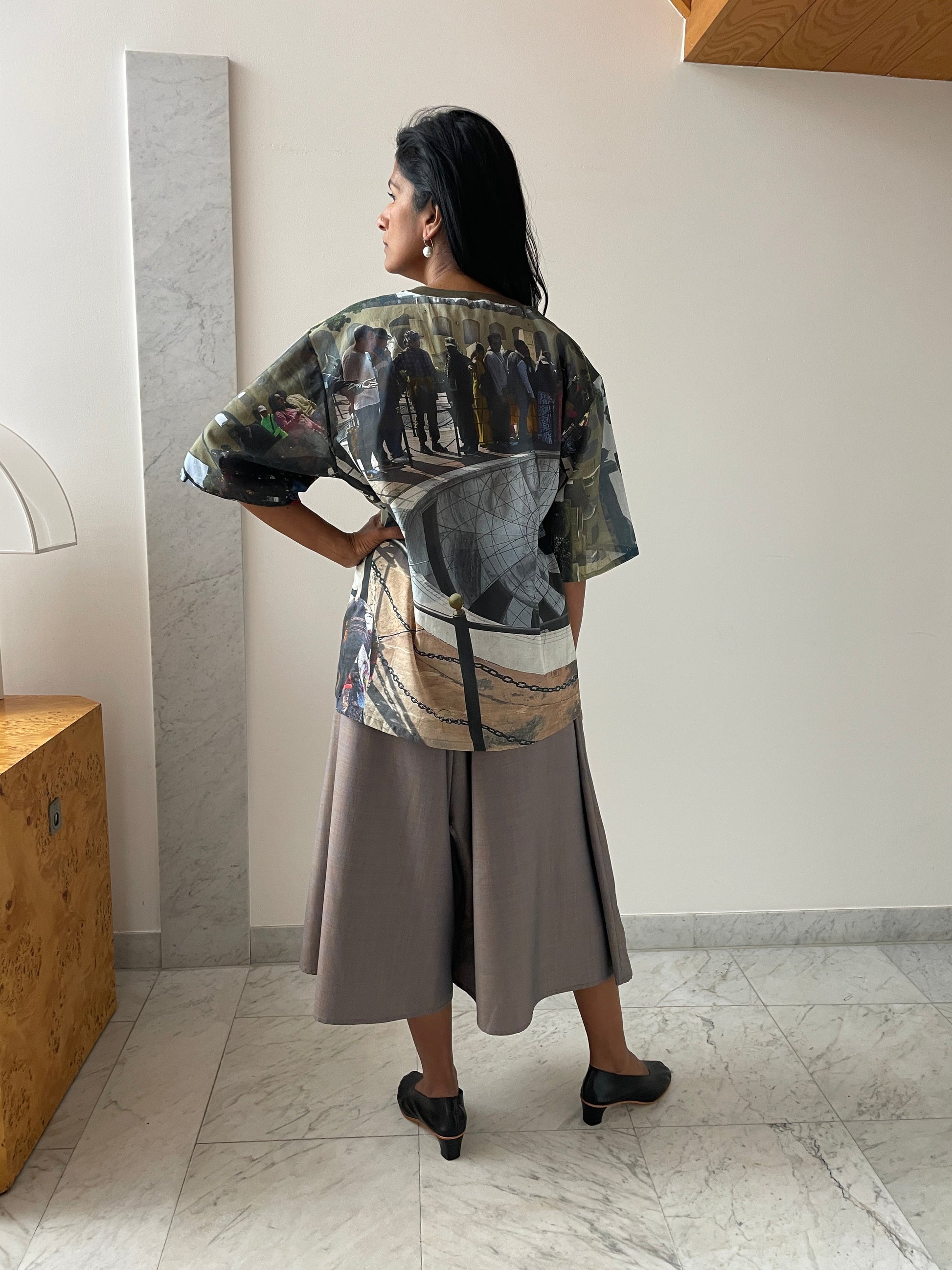 Holiday Jaipur Sundial Shirt, Print BLESS