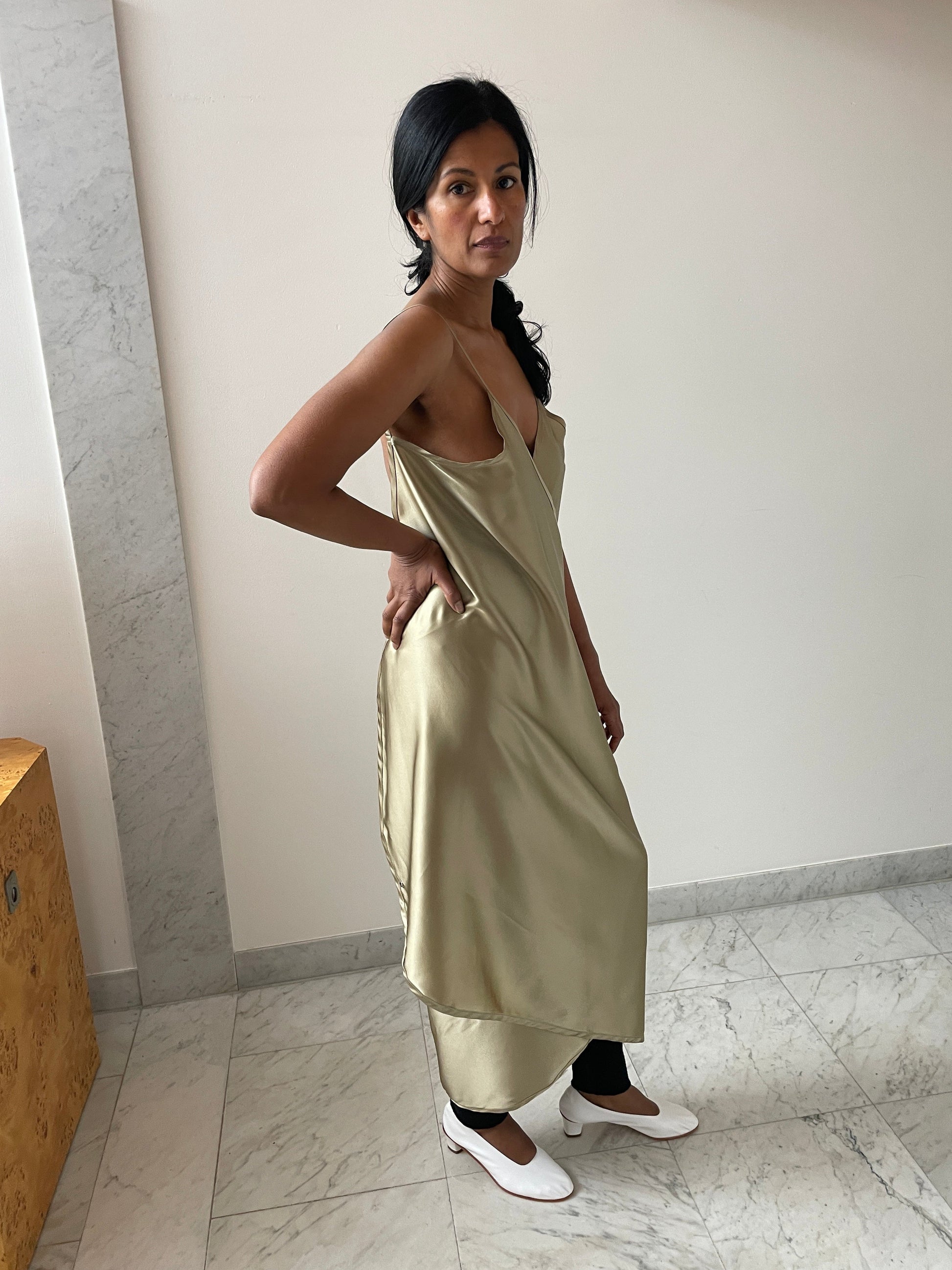 Satinext Dress, Khaki BLESS