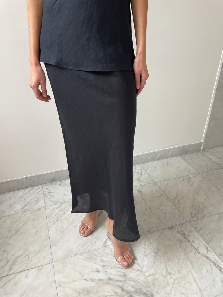 Dydine Skirt, Black BASERANGE