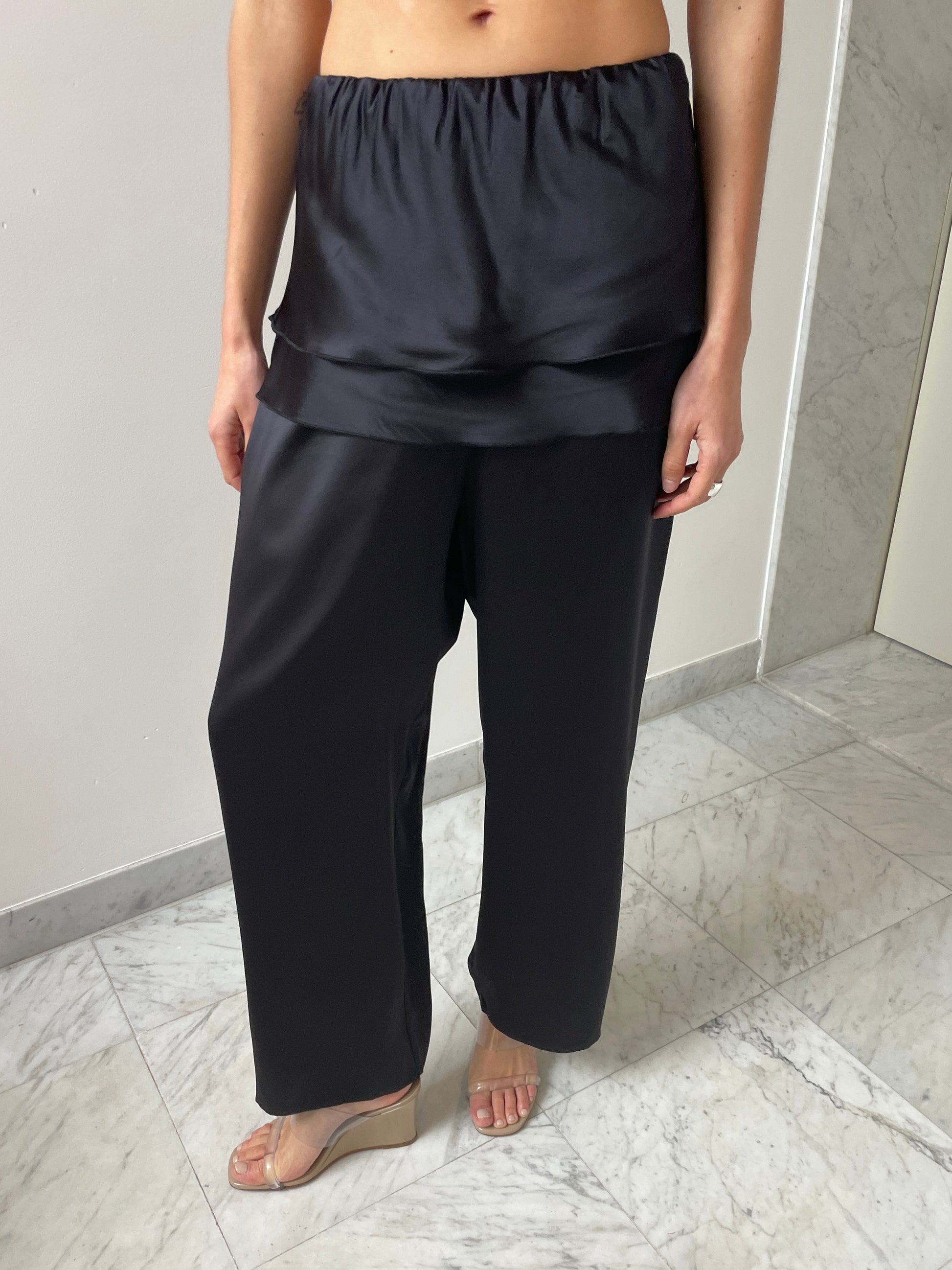 Kin Pants, Black BASERANGE