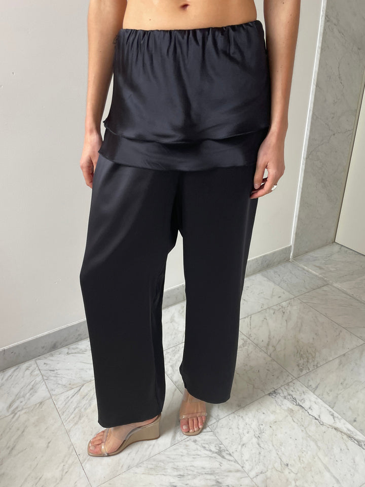 Kin Pants, Black BASERANGE
