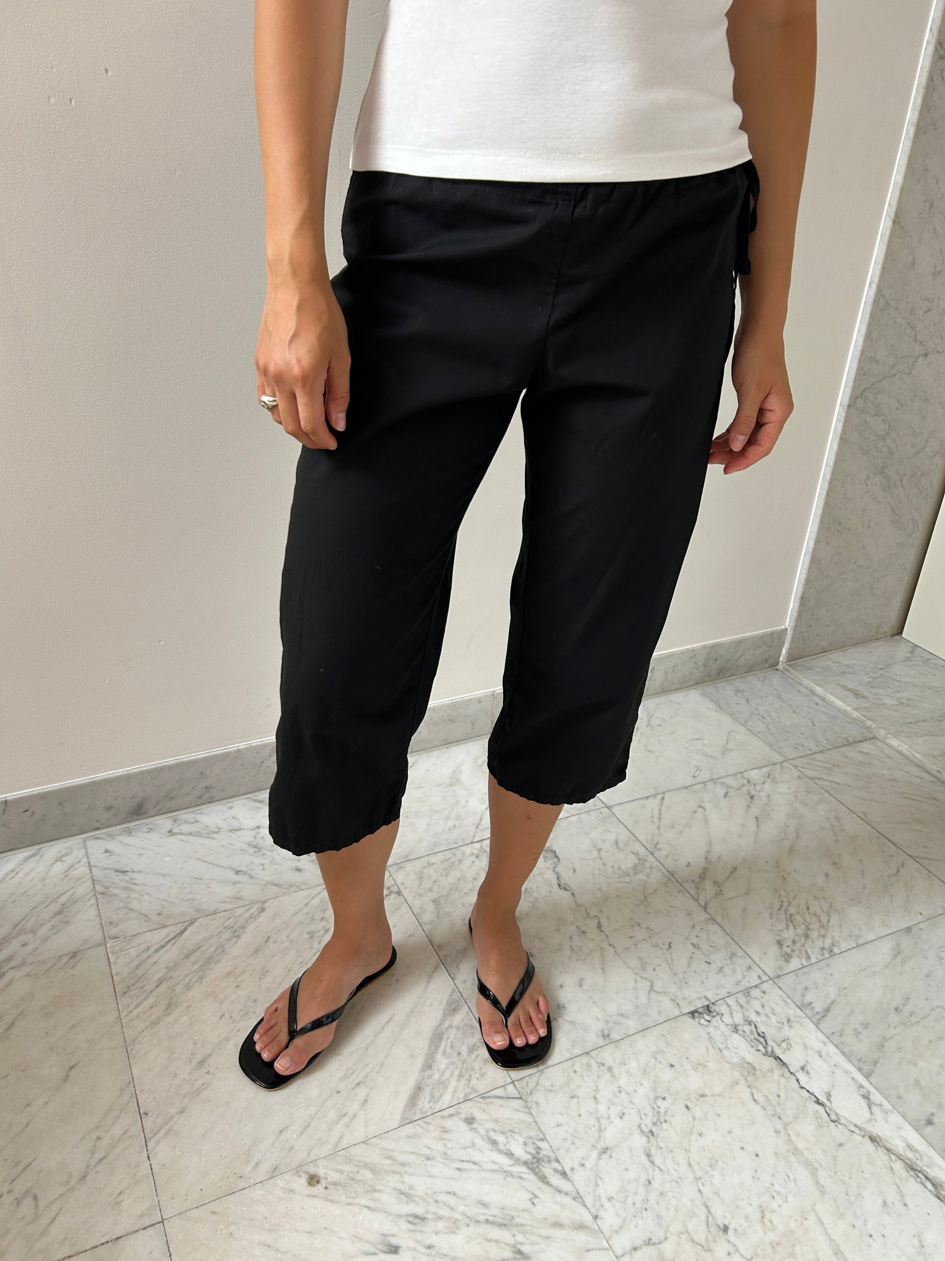 Tie Capri, Black Brooke Callahan