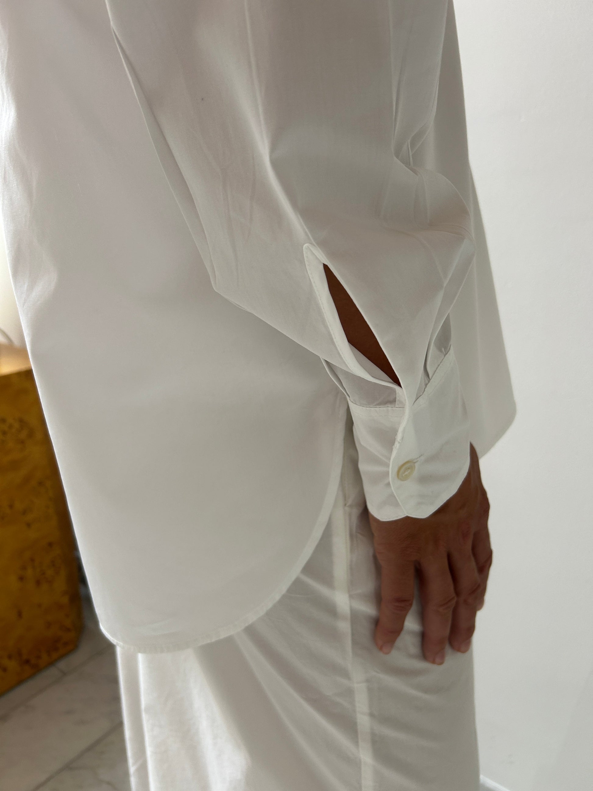 House Shirt, White CARMEN
