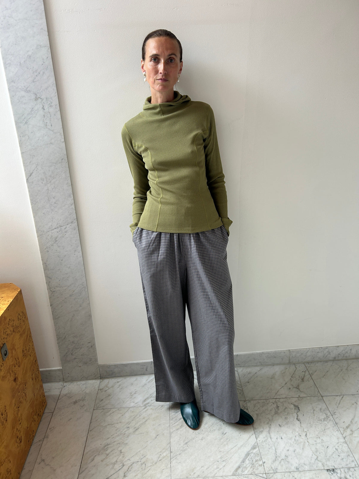 Claude Pants, Consul Check BASERANGE