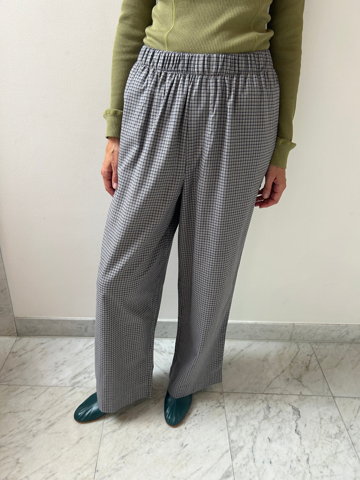 Claude Pants, Consul Check BASERANGE