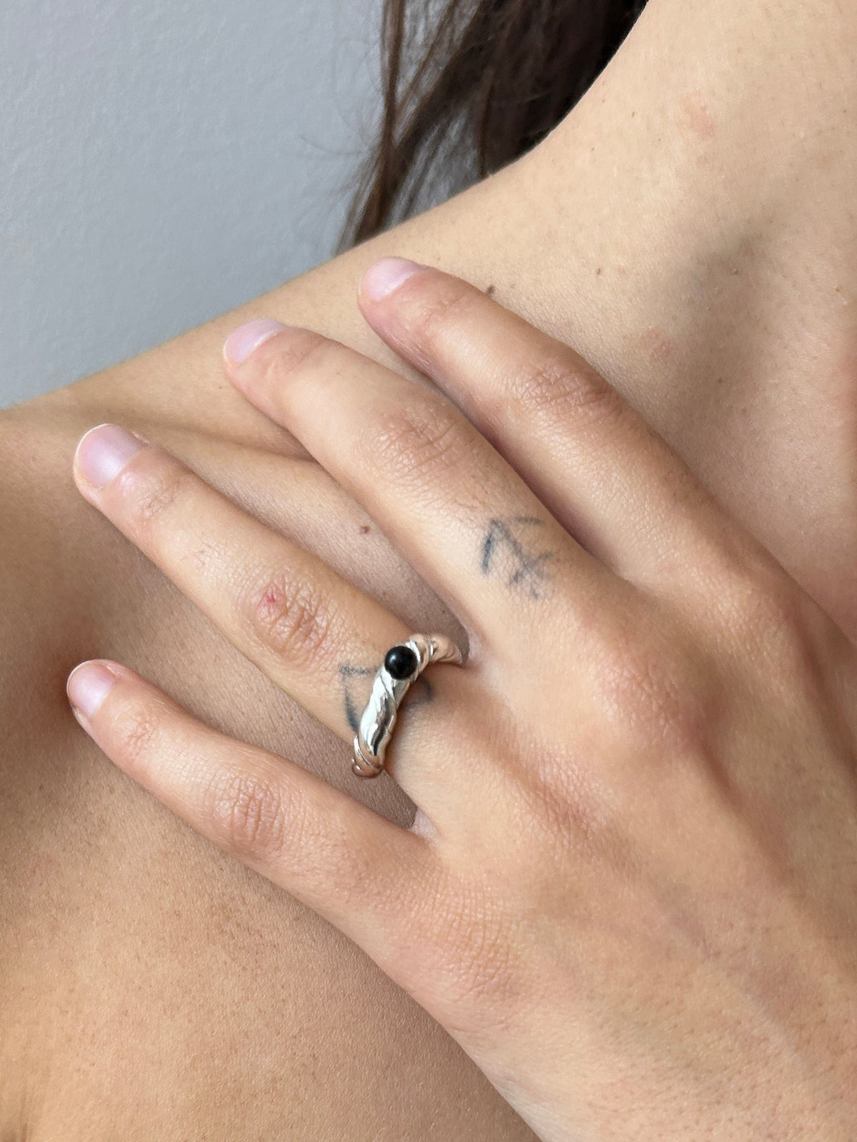 Element Ring, Silver & Onyx Corali