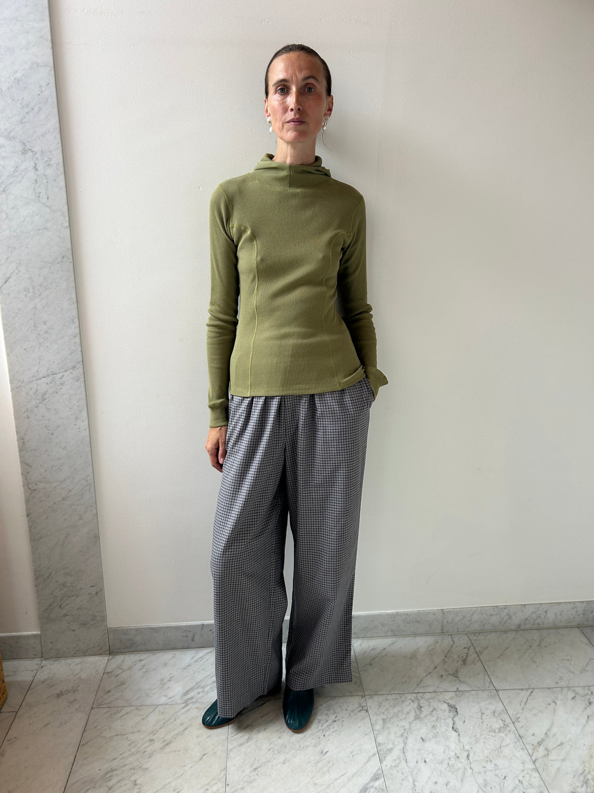 Hanifa Hoodie, Moss Green BASERANGE