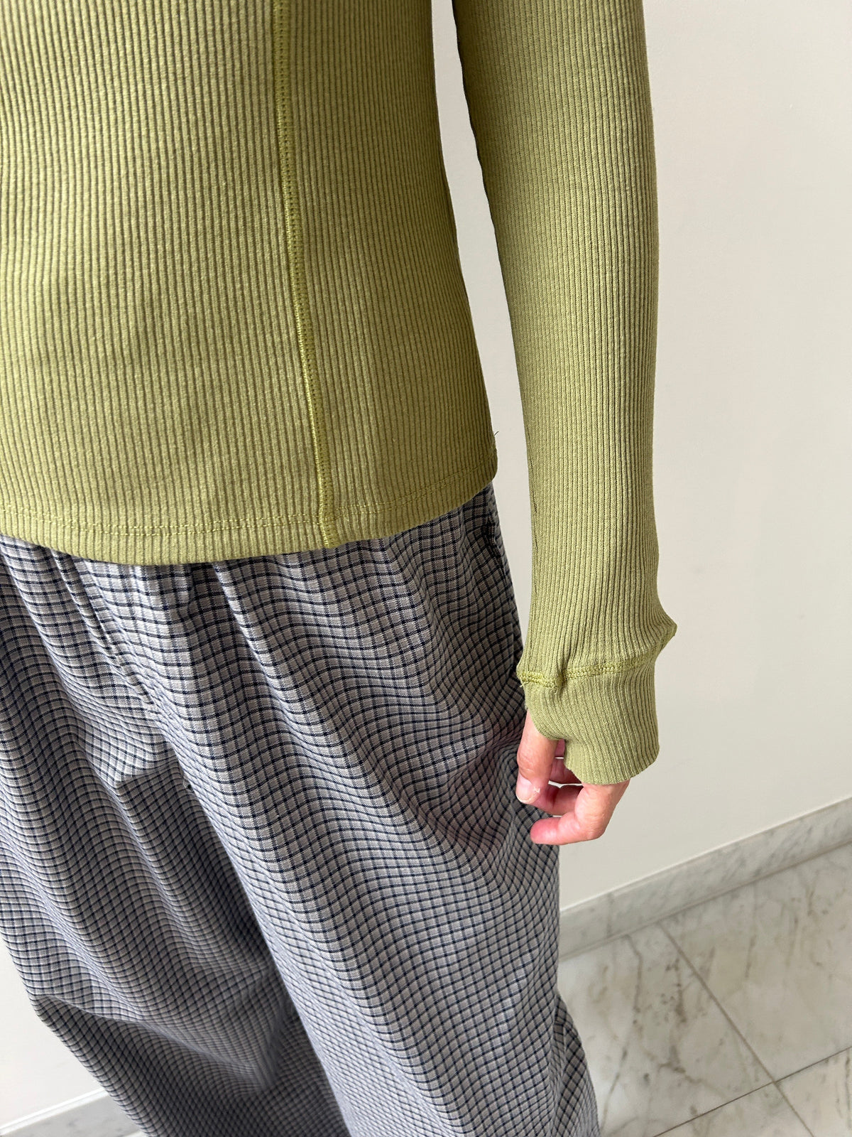 Hanifa Hoodie, Moss Green BASERANGE