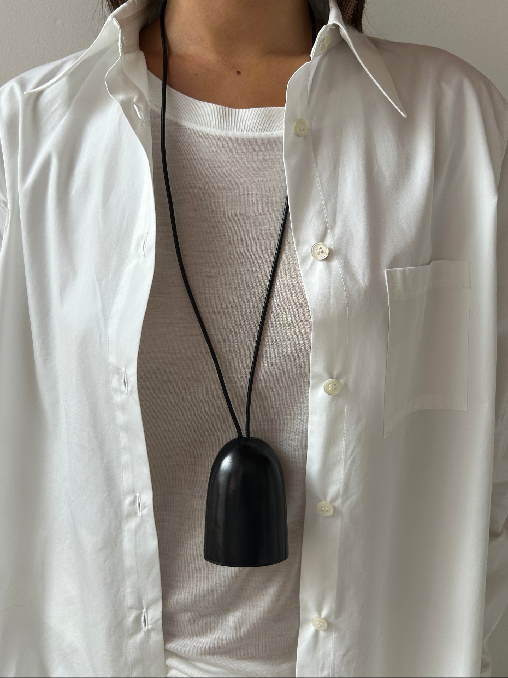 Key Holder Necklace, Black Il Bussetto