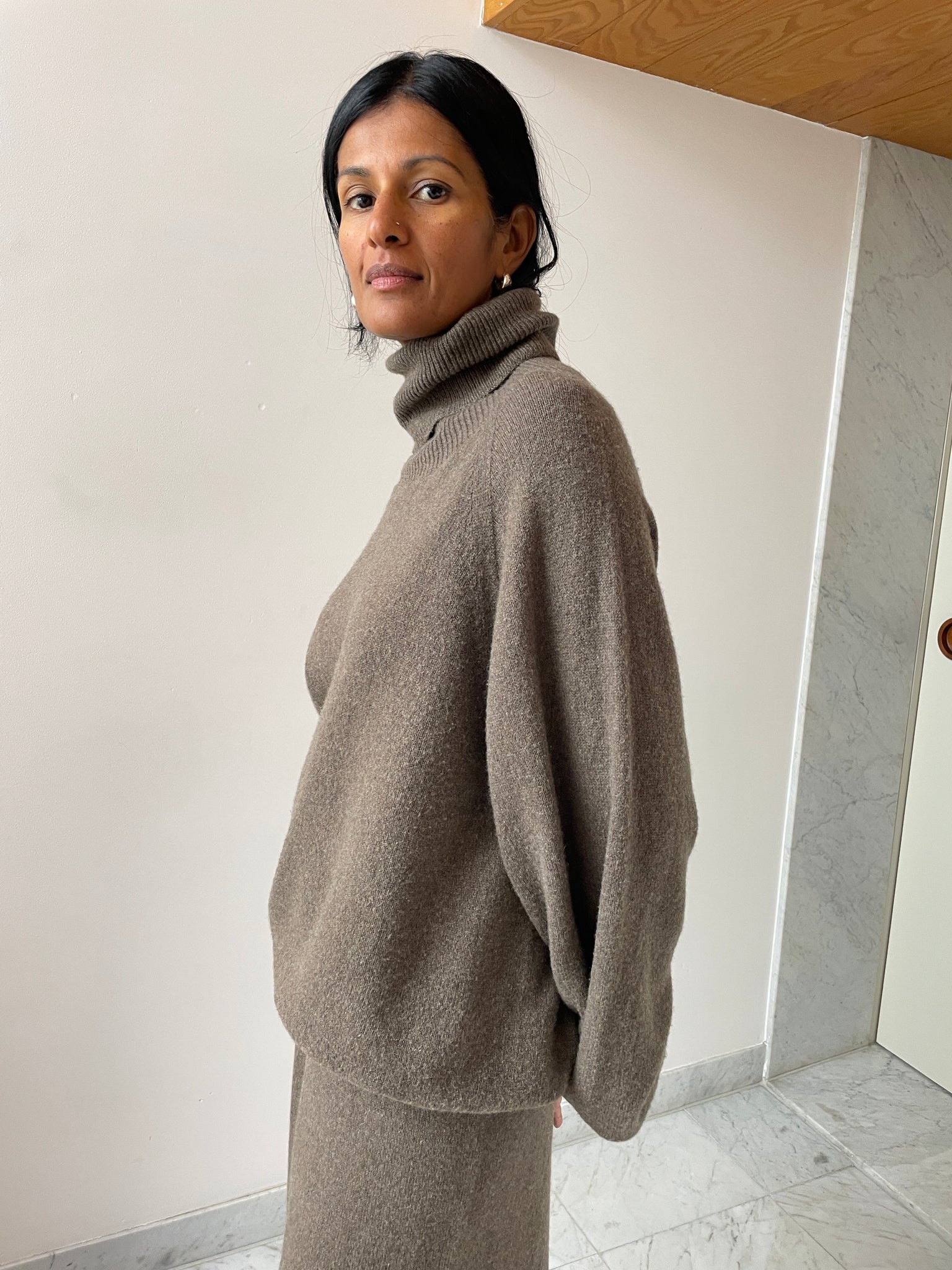 Soar Turtleneck, Teak Brown