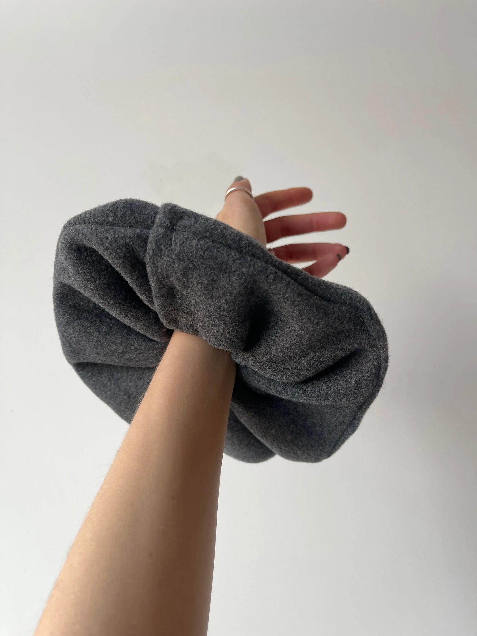 Wool Scrunchie, Ash PIEN STUDIOS