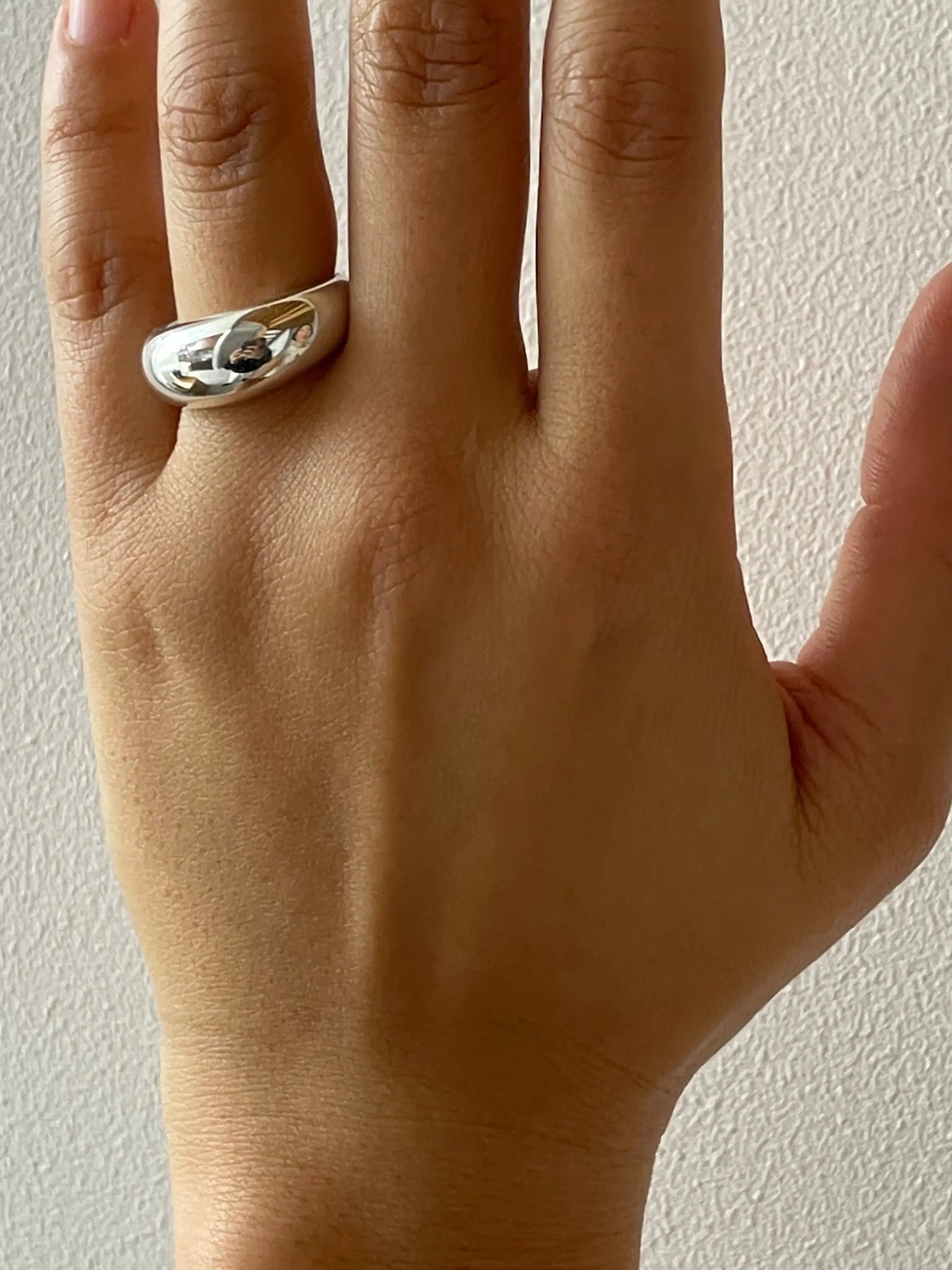 Small Donut Ring, Silver SOPHIE BUHAI