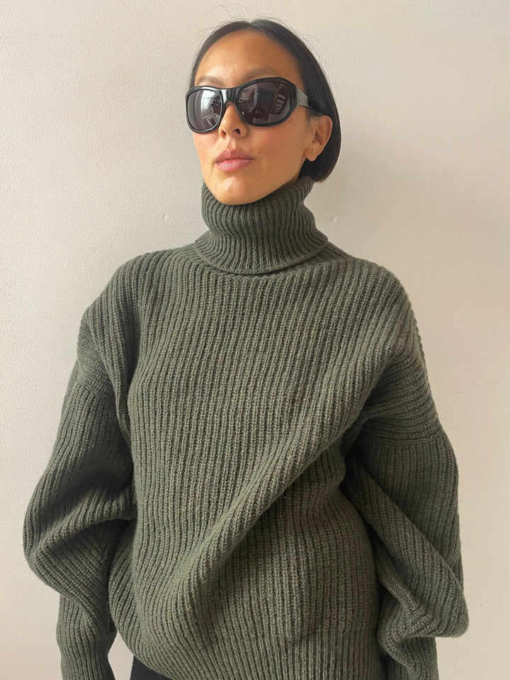 Atlas, Black & Black THISTLES