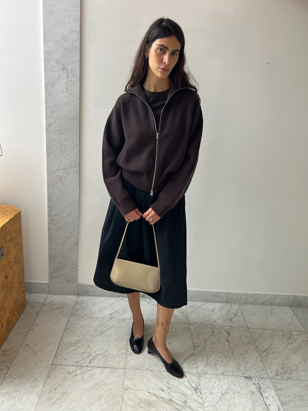 Look with Extreme Cashmere Xtra Cute, Dark Brown, Flore Flore Max Tee, Dark Brown, Brooke Callahan Tie Skirt, Black
