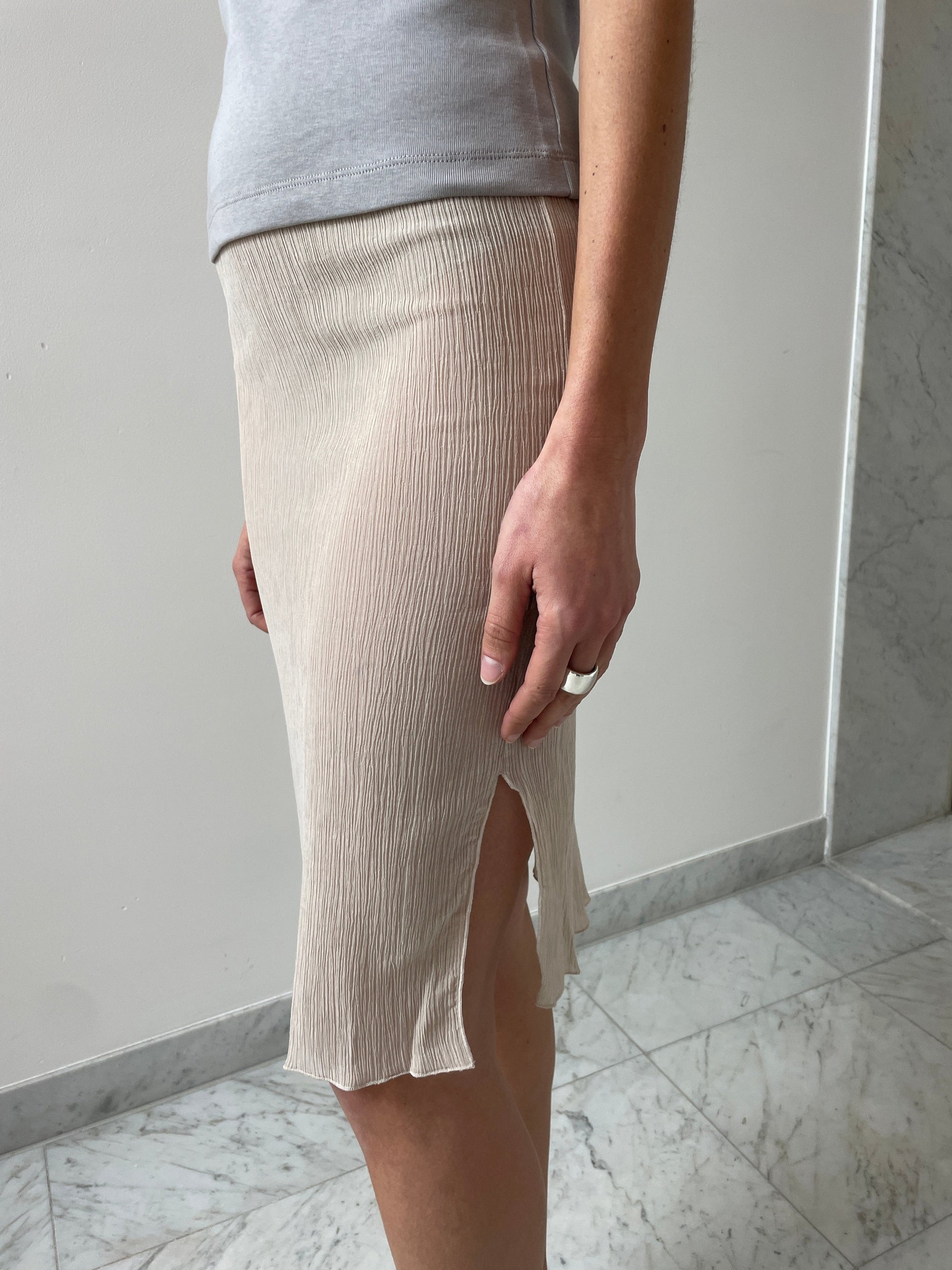 Sti Slip Skirt, Sylva Beige BASERANGE