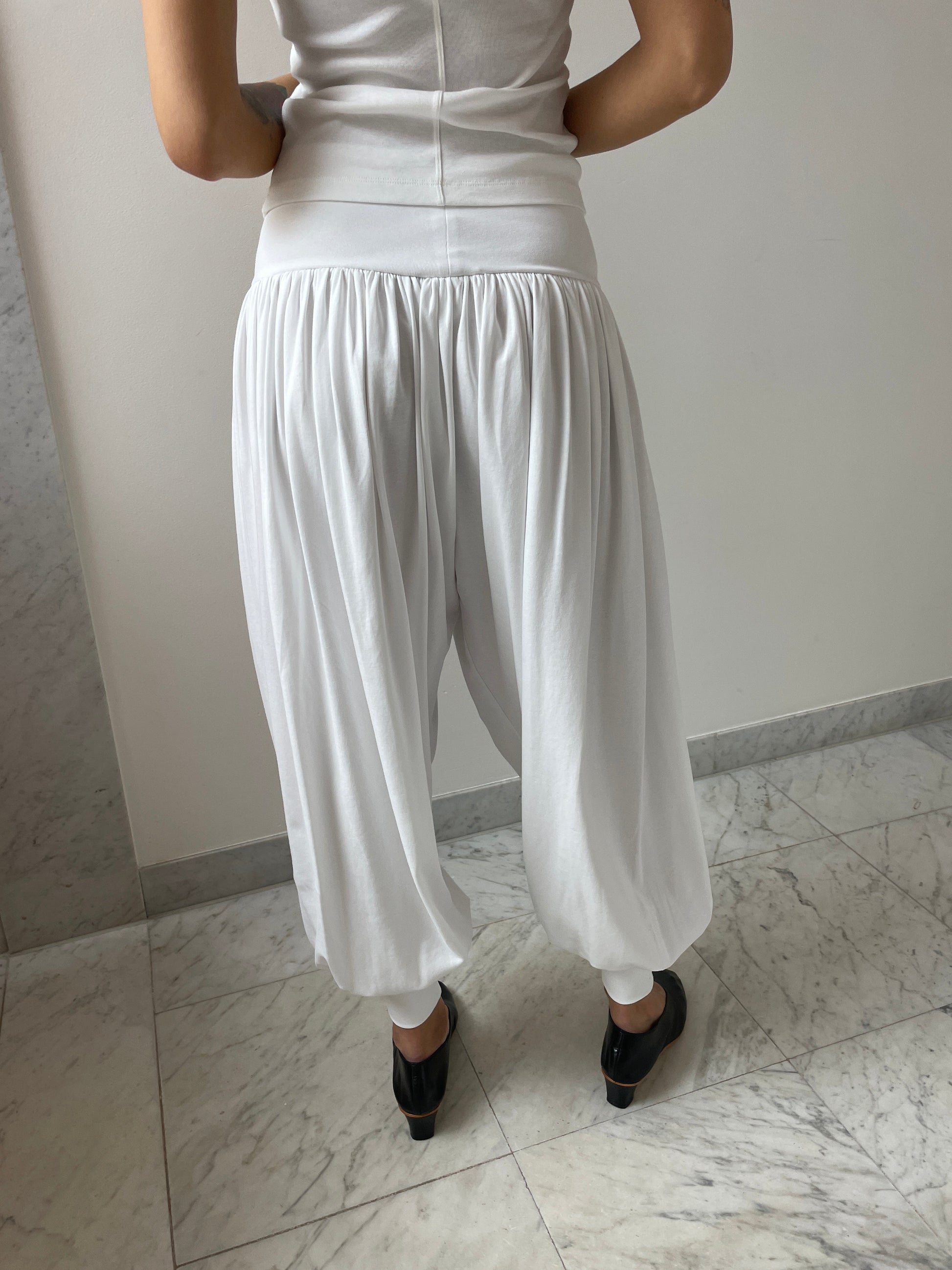 Vollmond Pants, White LAMIA LAGHA