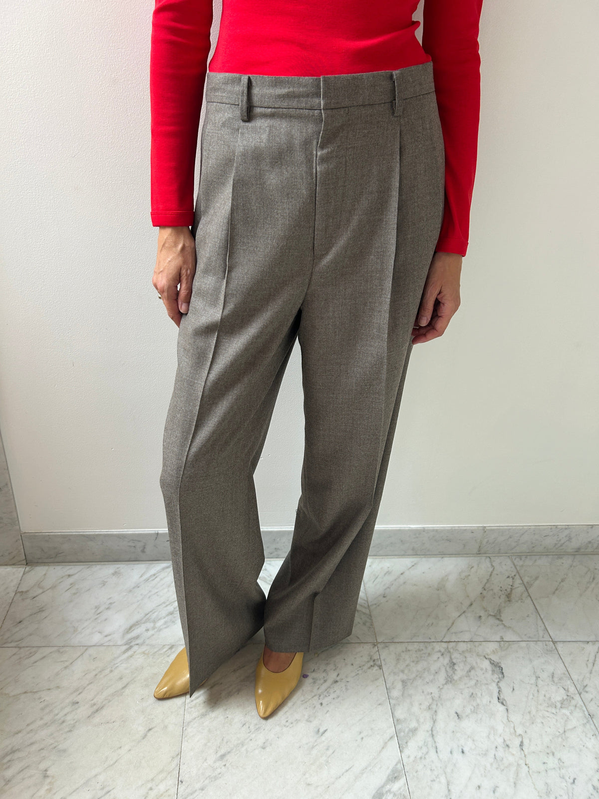 Light Wool Two-Tuck Slacks, Top Brown Auralee