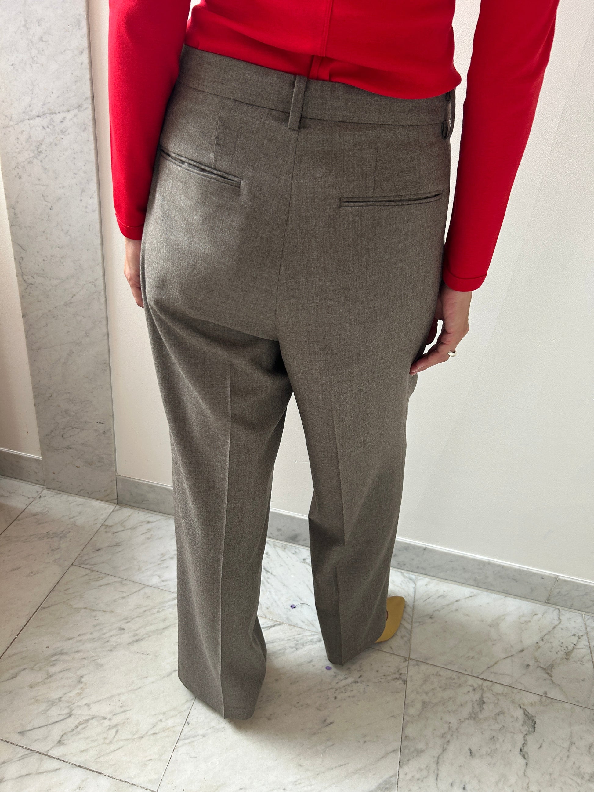 Light Wool Two-Tuck Slacks, Top Brown Auralee