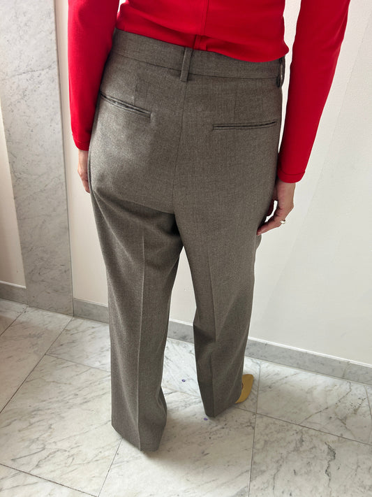 Light Wool Two-Tuck Slacks, Top Brown Auralee