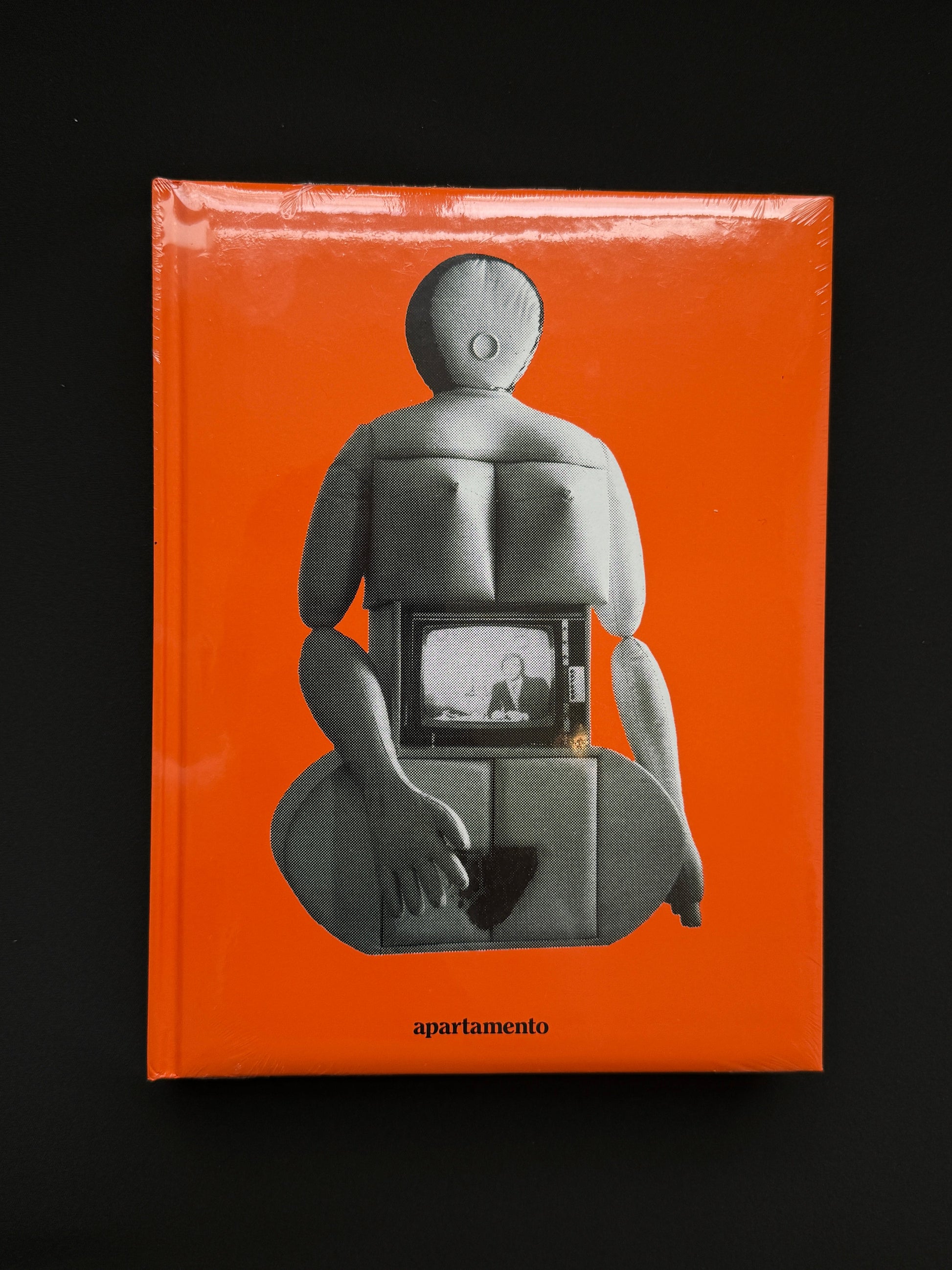 Nicola L.: Life and Art APARTAMENTO