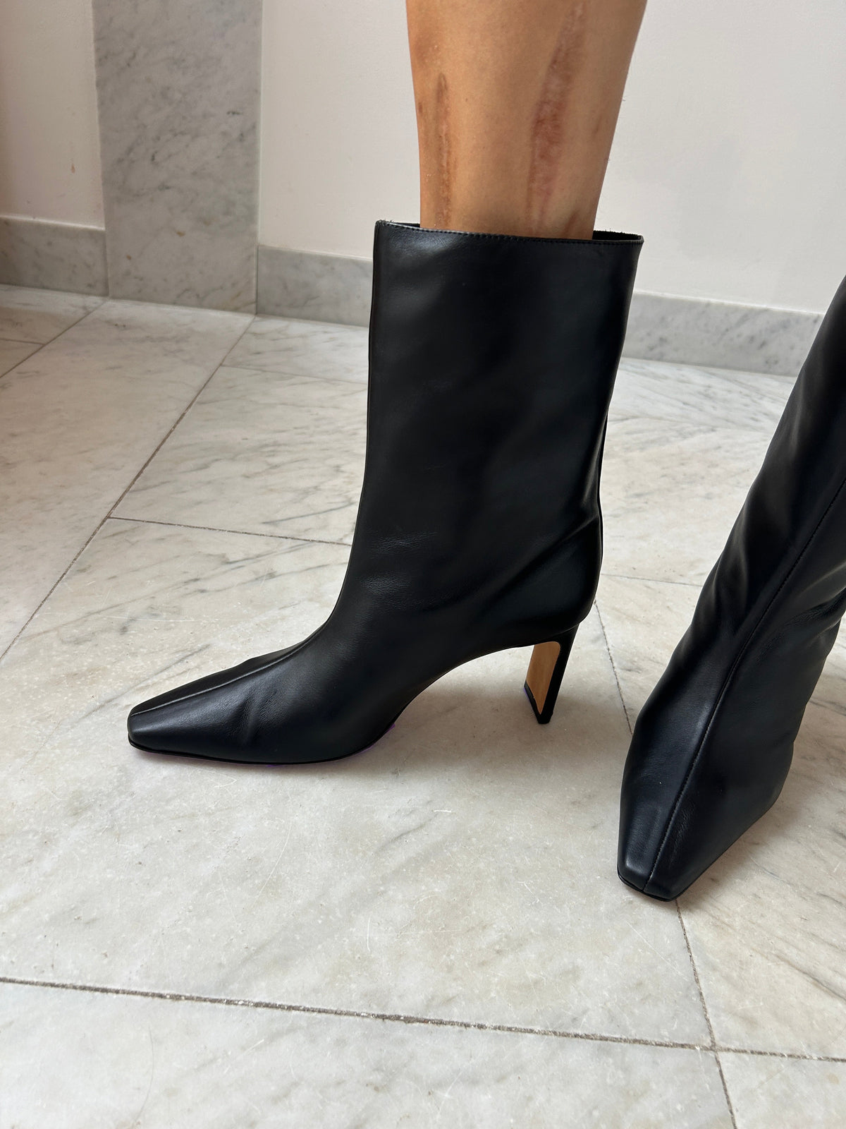 Olympe Mid Cut, Black KATT FORE