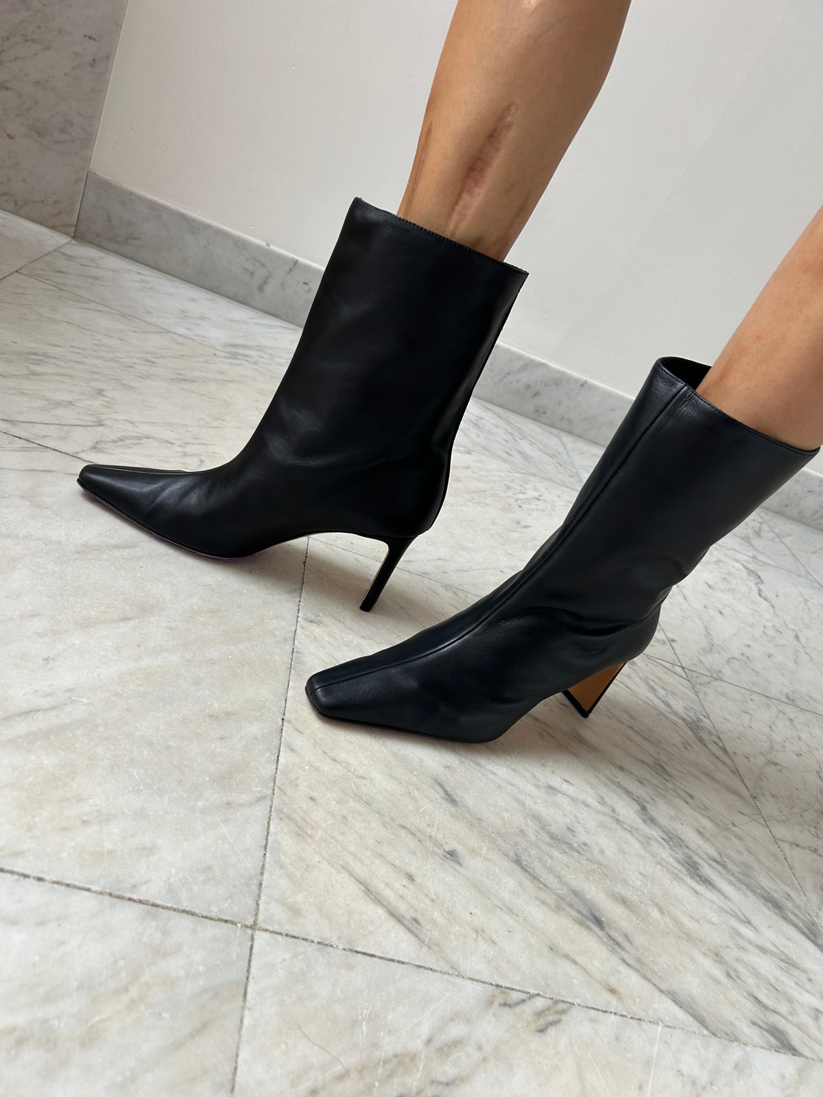 Olympe Mid Cut, Black KATT FORE