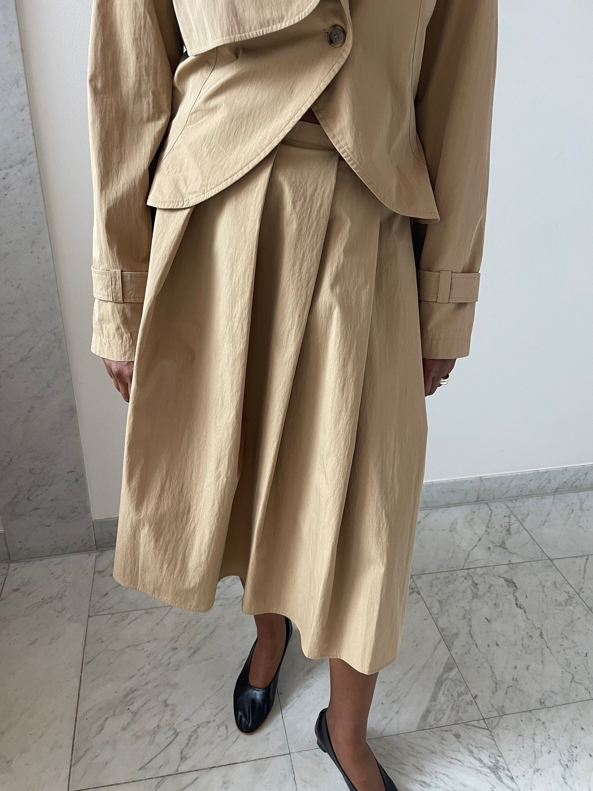 Cyn Skirt, Camel Renaissance Renaissance