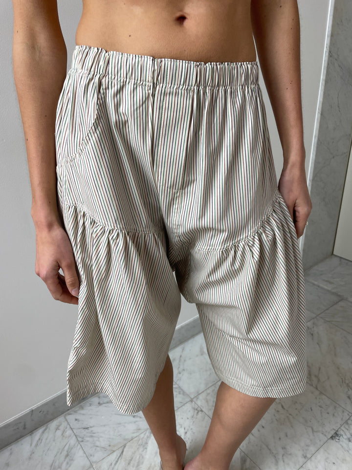 Atlas Shorts, Lucent SC103