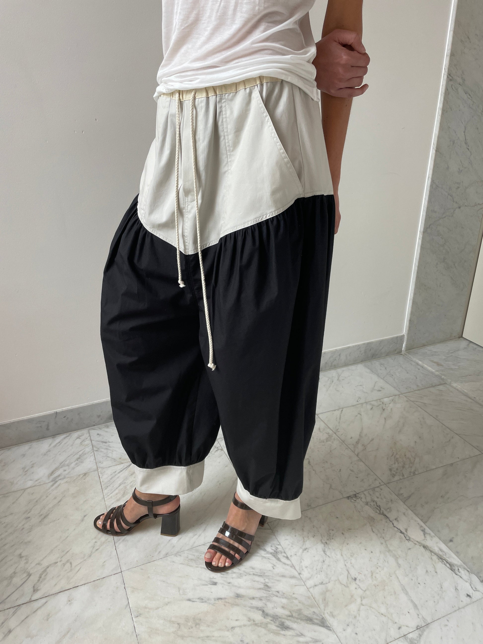 Crescent Pants, Helix SC103