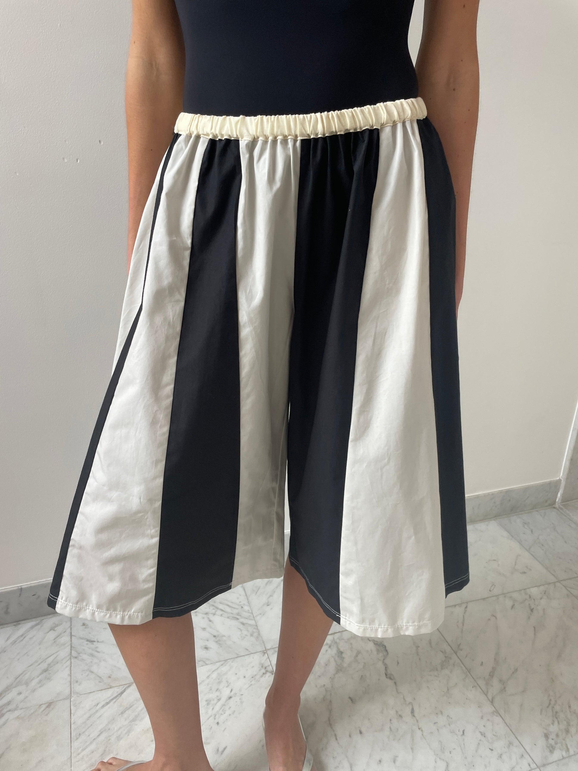 Pennant Shorts, Helix SC103