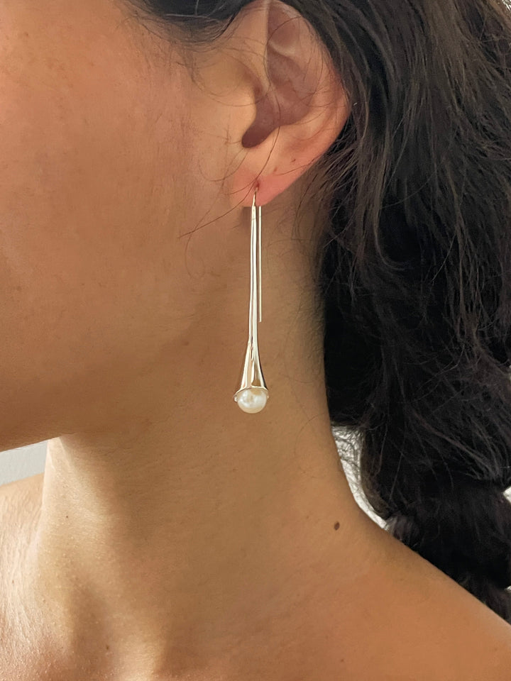 Vienna Earrings, Pearl SOPHIE BUHAI