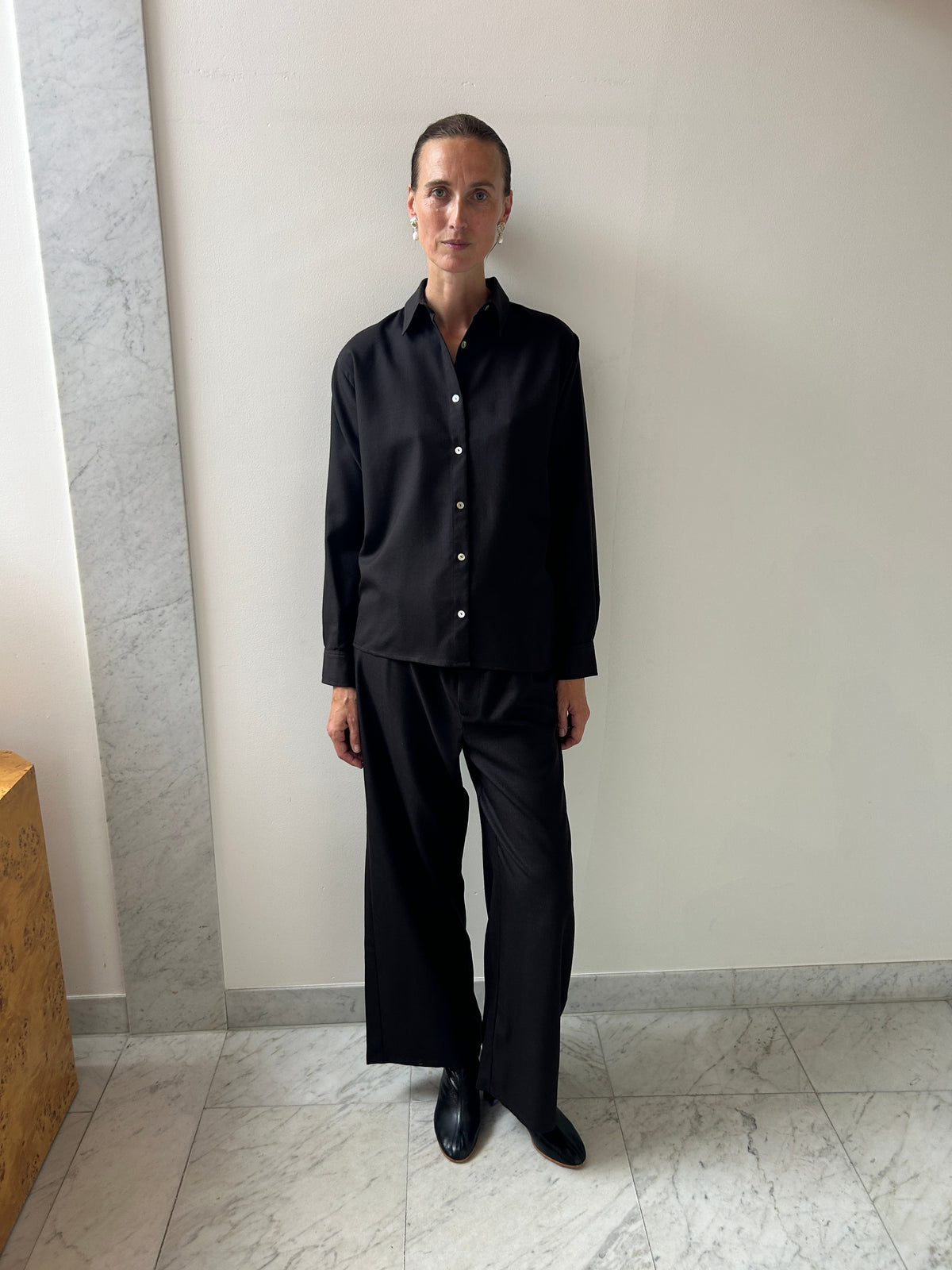 Stoa Shirt, Brown Black BASERANGE