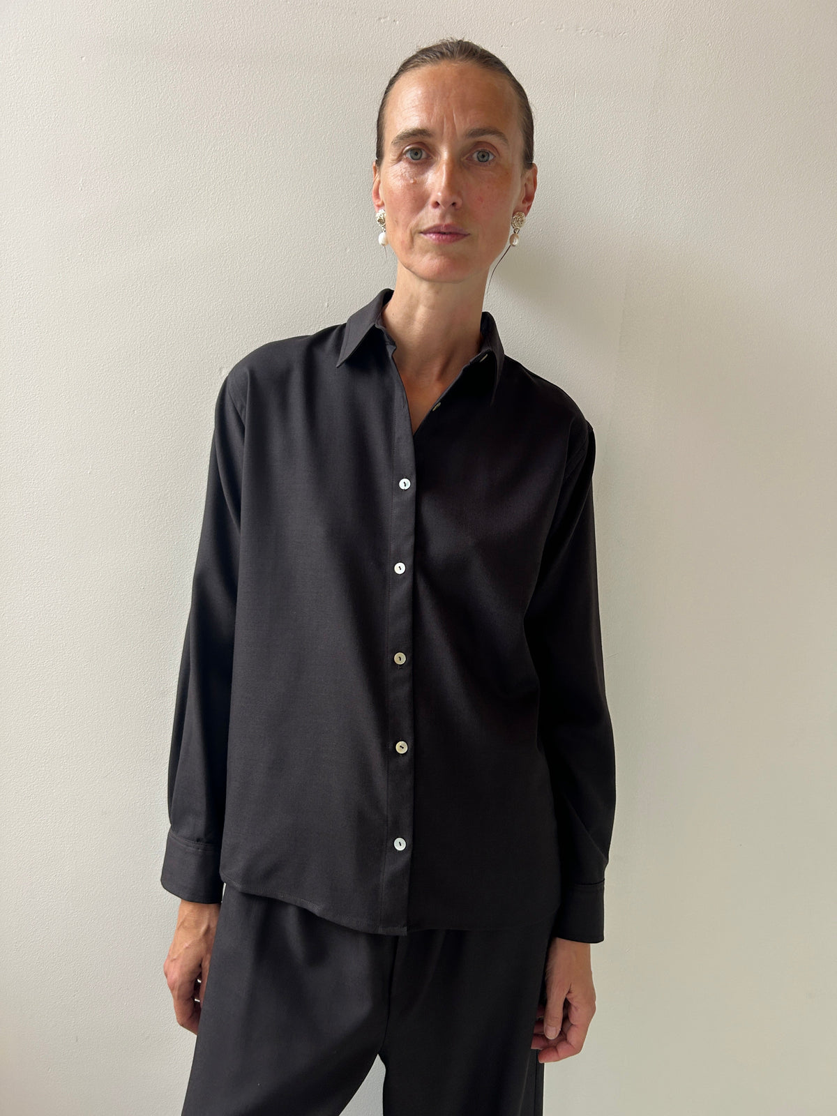 Stoa Shirt, Brown Black BASERANGE