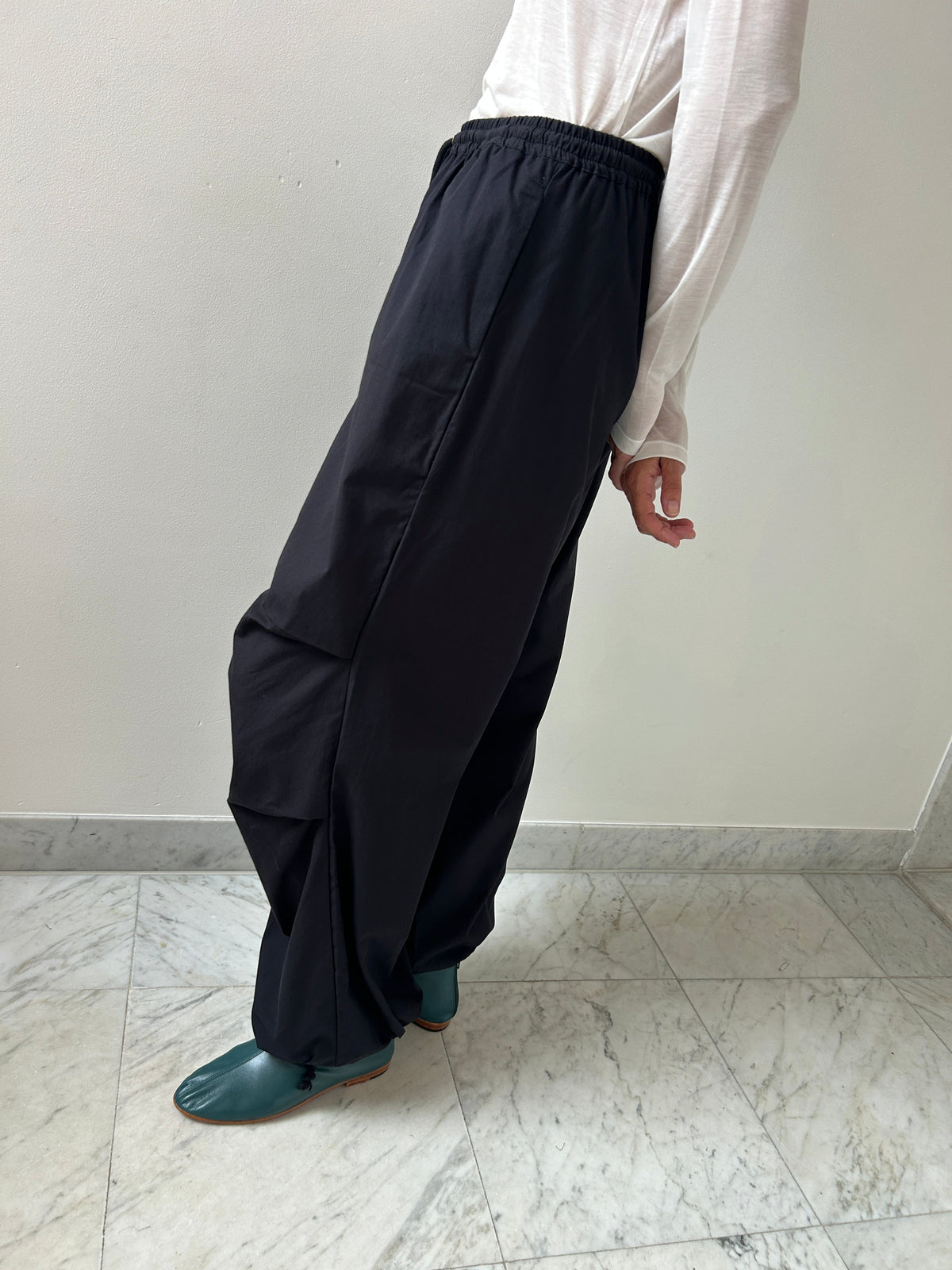Uro Pants, Black BASERANGE