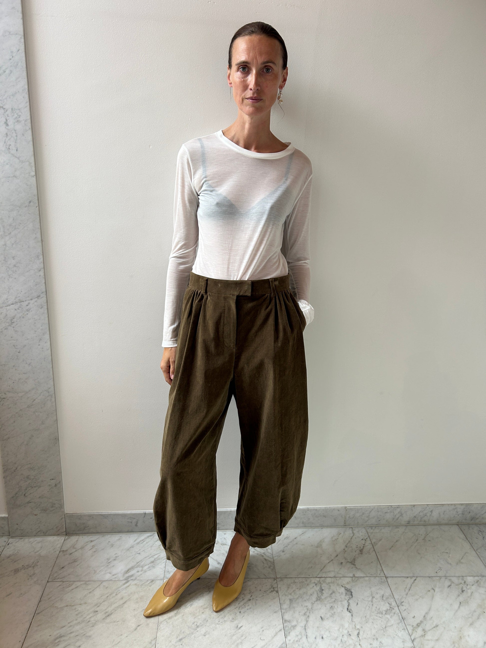 Velvet Shirring Pants, Khaki Amomento