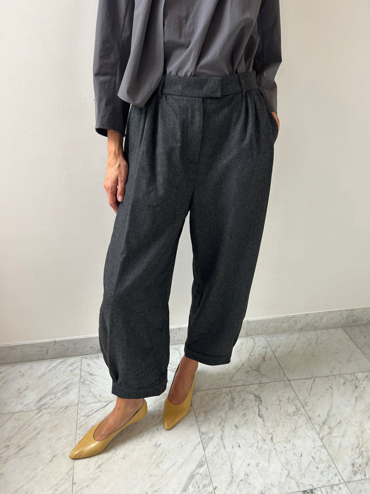 Wool Shirring Pants, Charcoal Amomento